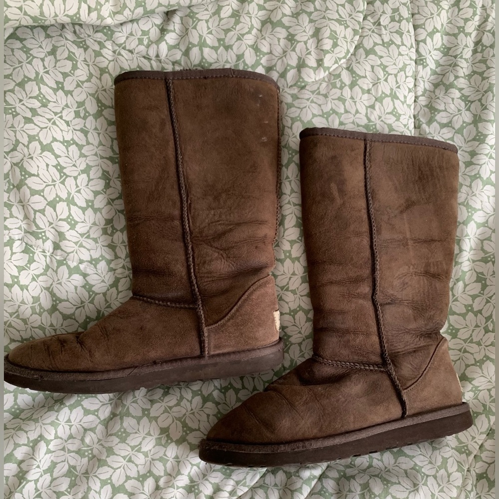 UGG Australia Brown Knee-high BOOTS womens size 7 Fur-lined Classic Tall